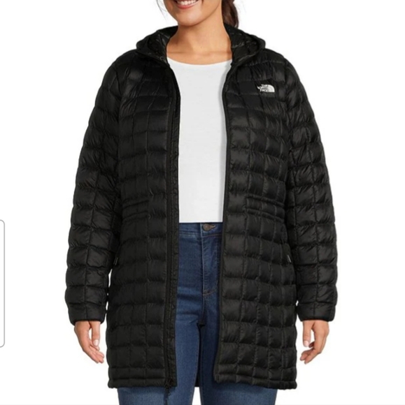 The North FacePlus Size ThermoBall™ Eco Quilted Hooded Zip Front Parka - Picture 3 of 13